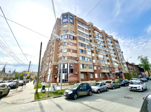 Уютные Апартаменты в Центре Города рядом с пл. Куйбышева (ул. Галактионовская 106А)