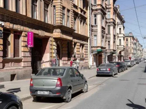 Квартира 3-комнатная в Самом Сердце Санкт-Петербурга