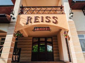 Reiss Living quarters