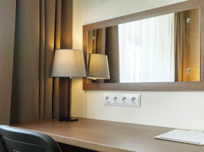 Двухместная улучшенная мини-студия Авион