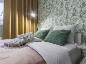 Квартира студия на Бурнаковской 97