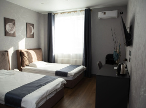 Luna Hotel