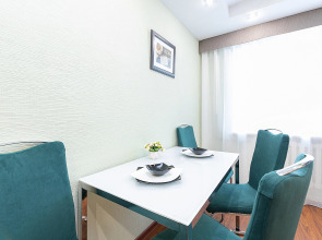 Апартаменты двухкомнатные  на Мещерском бульваре 3/3 .м.Cтрелка. Сова-Дом