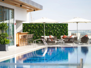 Отель IntercityHotel Dubai Jaddaf Waterfront