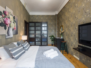 Квартира GM Apartments Четверка в Доме на Набережной у Кремля