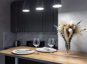 Апартаменты RED APARTMENTS Арт Лайт Сити апартамент Коэльо