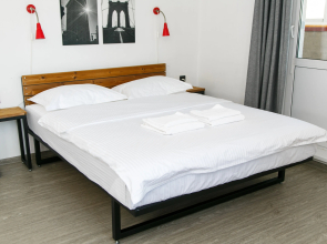 Domant Frunze 49 Apartments