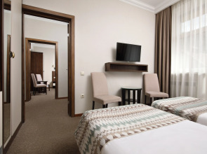 Отель Андерсен