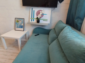 Апартаменты  Мятный уголок Уютная студия  с диваном у Ботанического сада