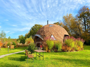 Guest Houses on Karavan