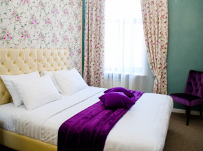 Отель Аристократ