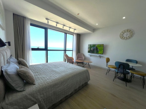 Апарт-отель на берегу моря, Porta Batumi Tower