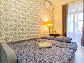 Квартира Двухкомнатная в Истoричeскoм Цeнтpе Гopода с Парковкой