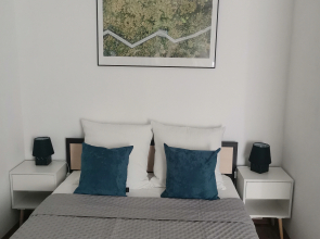 Zvereva 4 Apartments