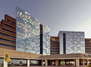 Lia! by Minyoun Stars of Ulugbek