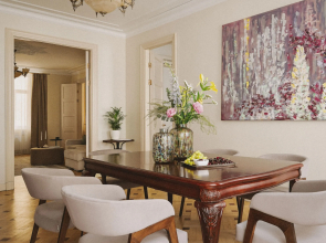 Апартаменты Minin Apartments у Эрмитажа 130 кв.м.