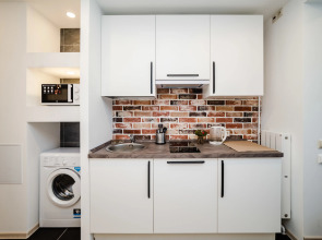 Апартаменты Люсиновская 6 (06)