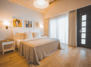 Отель Kimera Lounge