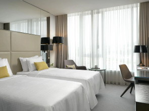 Отель Centro Westside by Rotana