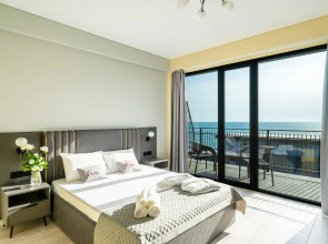 Отель  Берег Святой Софии