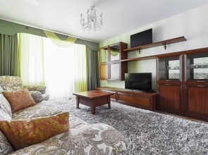 Апартаменты на Соборном 90 с видом на центр с 18 этажа