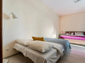 Апартаменты Sergeew Apartments Комфорт с балконом у Невского Проспекта