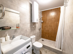 Апартаменты TopHouse на Авраменко 17, 3