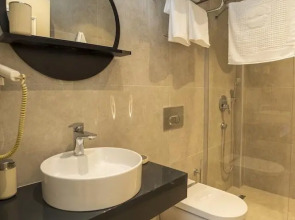 Апарт-отель Channel Suites