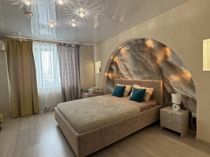 Na Prospekte Rossiyskoy Armii 10 Flat