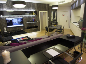 Апарт-Отель The Leos Residence