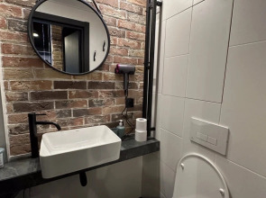 Апартаменты Двухуровневая Студия Лофт на Маяковского 17