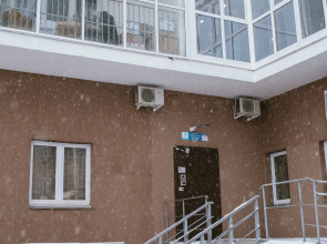 Апартаменты с Видом на Город и Парк в Спальном Районе