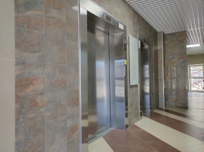 Квартира у ТЦ Кристалл Менделеева 2к2