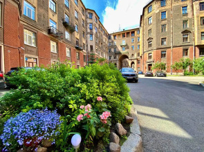 Квартира Art Tolstoy House