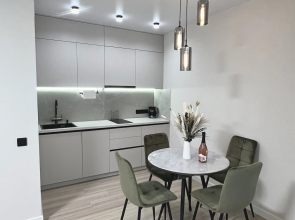 Krasivaya Yevrodvushka v Novom Zhk v Tikhom Tsentre Apartments