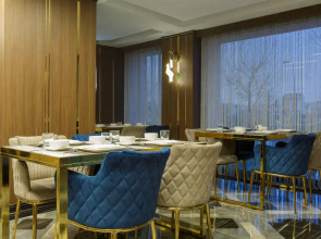 Trademark Collection by Wyndham Operla Airport Hotels