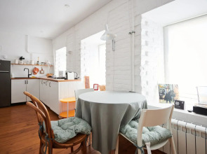 Апартаменты ДзенХоум Символ 8