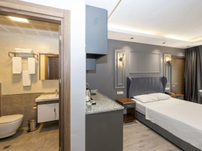 Отель Comfort Suites