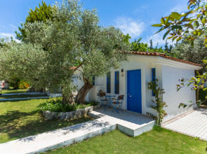 Risus Garden Marina Hotel