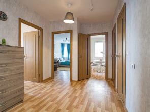 Апартаменты двухкомнатные c видом на Волгу на Волжской набережной  25, м.Cтрелка. Сова-Дом