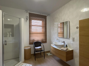 Квартира 2-х комнатная в тихом центре Калининграда с открытой террасой и видом на Кафедральный собор