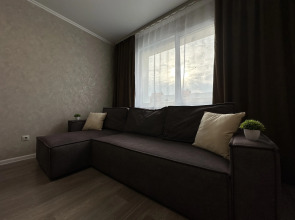 Апартаменты LikeHome на Дорофеева 7