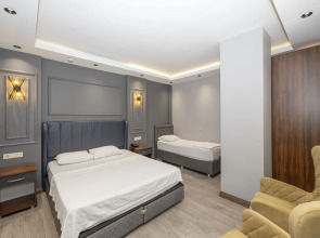 Отель Comfort Suites