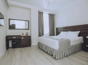 Отель Royal Medis