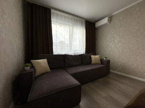 Апартаменты LikeHome на Дорофеева 7