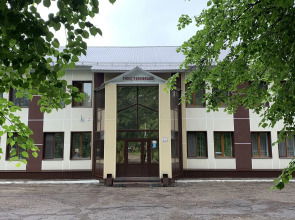Neftyanik Hotel
