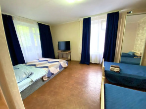 Квартира Вместимостью до 5 Гостей Рядом с Метро от Центра