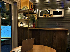 Глэмпинг Веззика