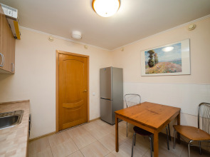 Апартаменты Докучаев переулок 2 (0361)