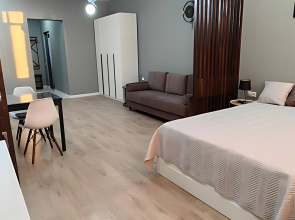 Na Prospekte Pobedy 43a Flat
